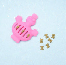 Load image into Gallery viewer, “Pet London Jelly Duck Pink”