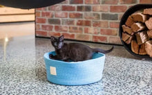 Load image into Gallery viewer, Fuzzyard Life Luxury Rope Basket Bed - French Blue
